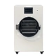 Vista frontal del liofilizador doméstico Geliss HFD-6: liofilizador de encimera premium con un sistema de bandejas de acero inoxidable de 4 niveles, pantalla táctil digital y puerta acrílica transparente
